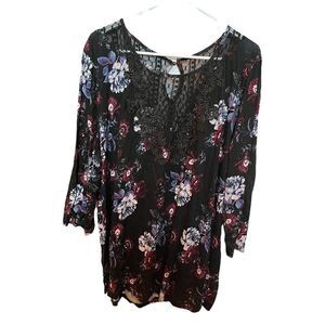 Maurices 3/4 sleeve blouse black, blue, and maroon floral size 2XL lace upper